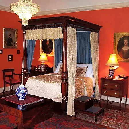 House Bed & Breakfast 5*